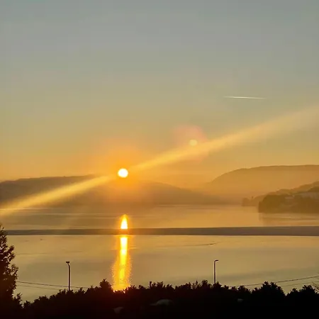 Pelna W Grodku Nad Dunajcem *