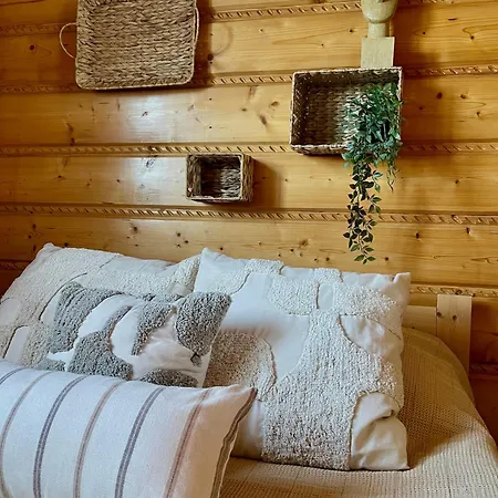 Pelna W Grodku Nad Dunajcem *